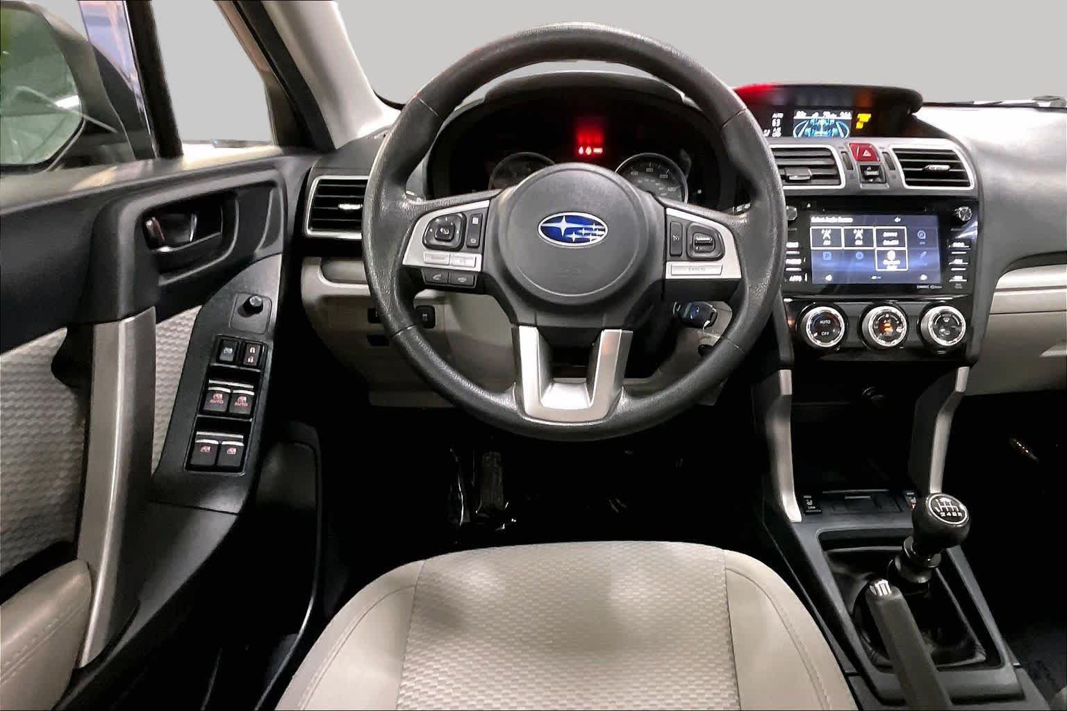 Used 2017 Subaru Forester 2.5i Premium AWD/4WD image 6