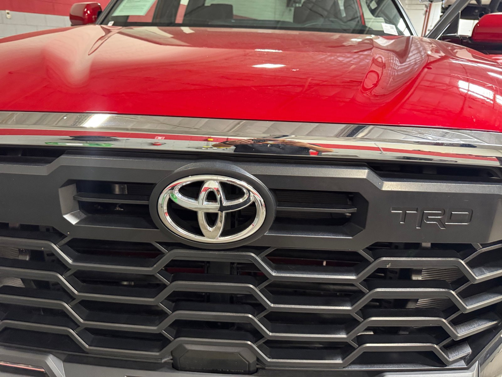 Certified 2026 Toyota Tundra SR5 w/ TRD Off-Road Package AWD/4WD image 23