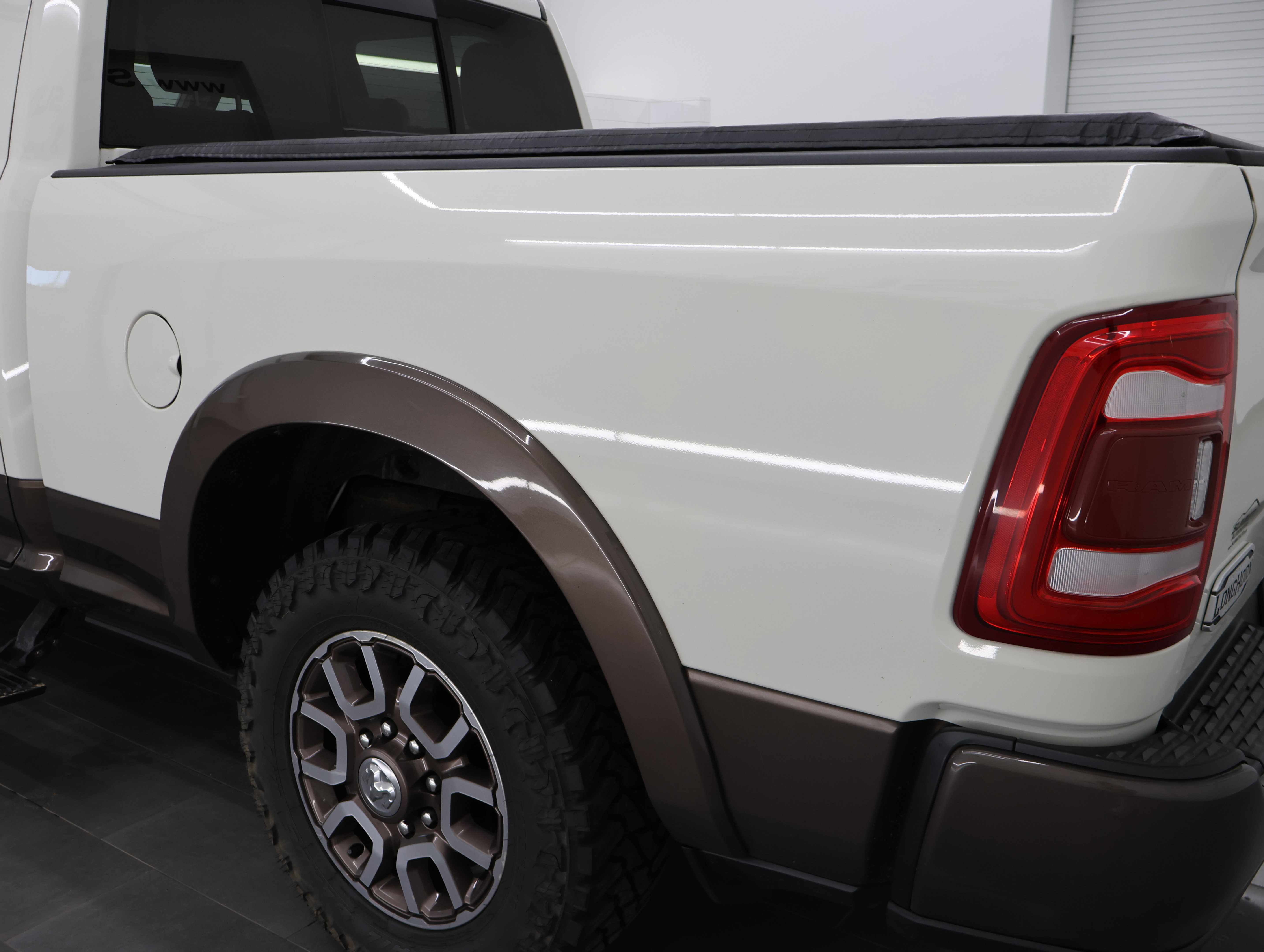Used 2019 RAM 2500 Limited AWD/4WD image 36