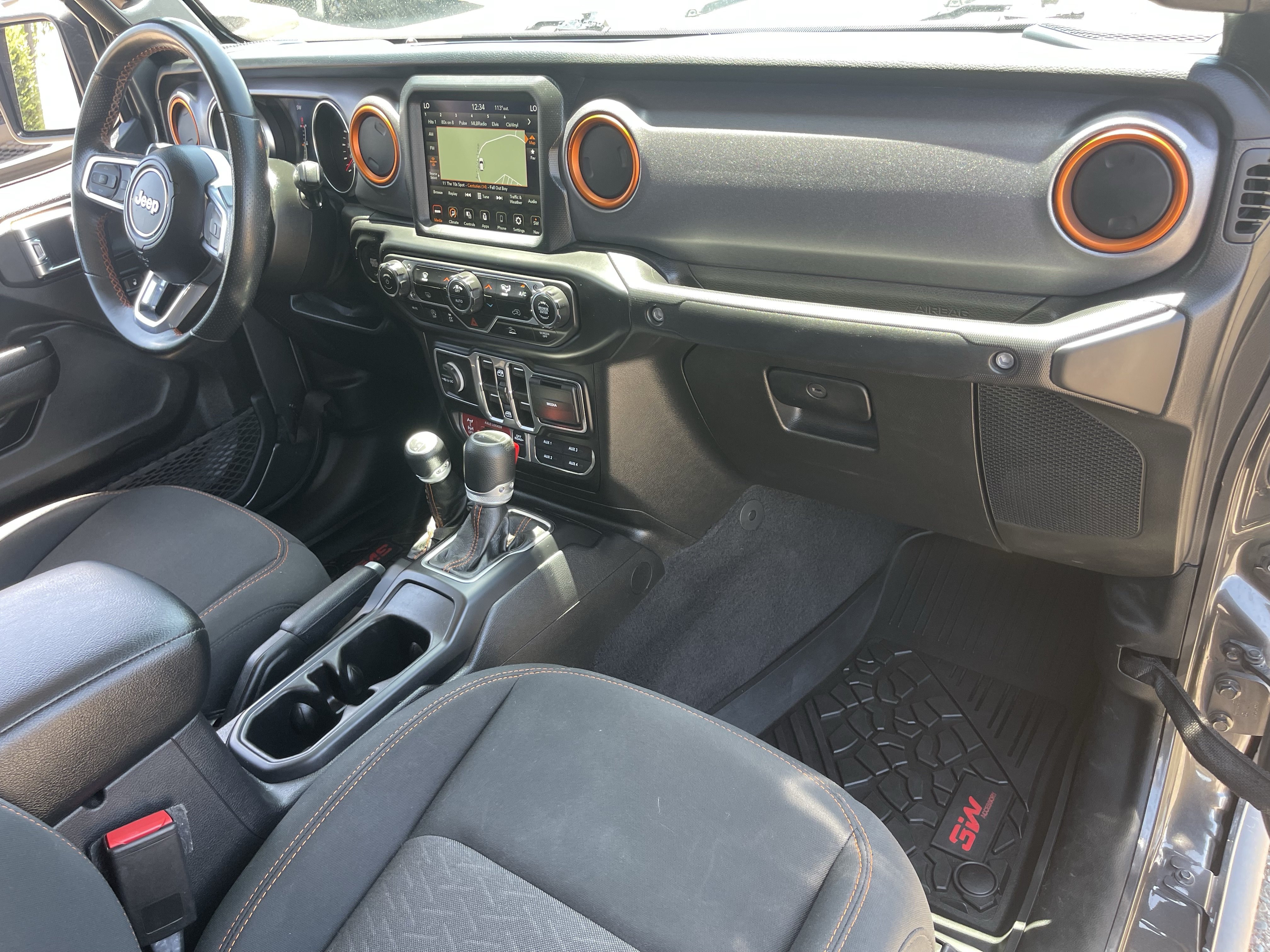 Used 2021 Jeep Gladiator Mojave AWD/4WD image 11