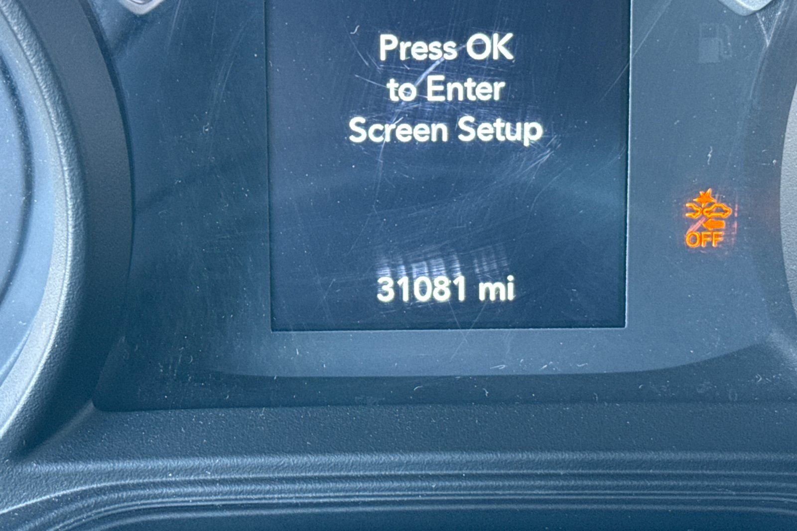 Used 2025 Jeep Gladiator Sport image 3