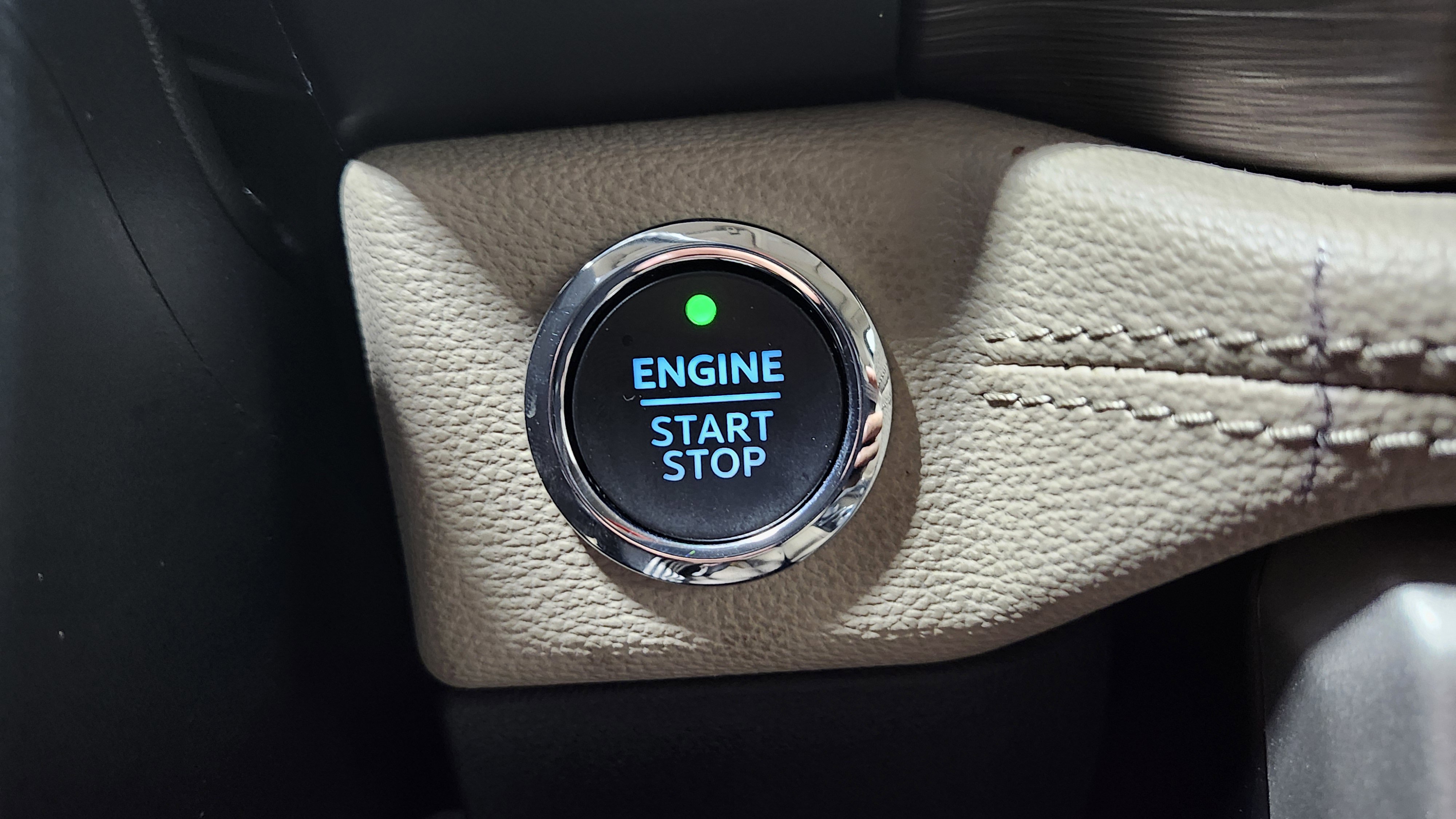 Used 2024 Ford Expedition Limited image 9