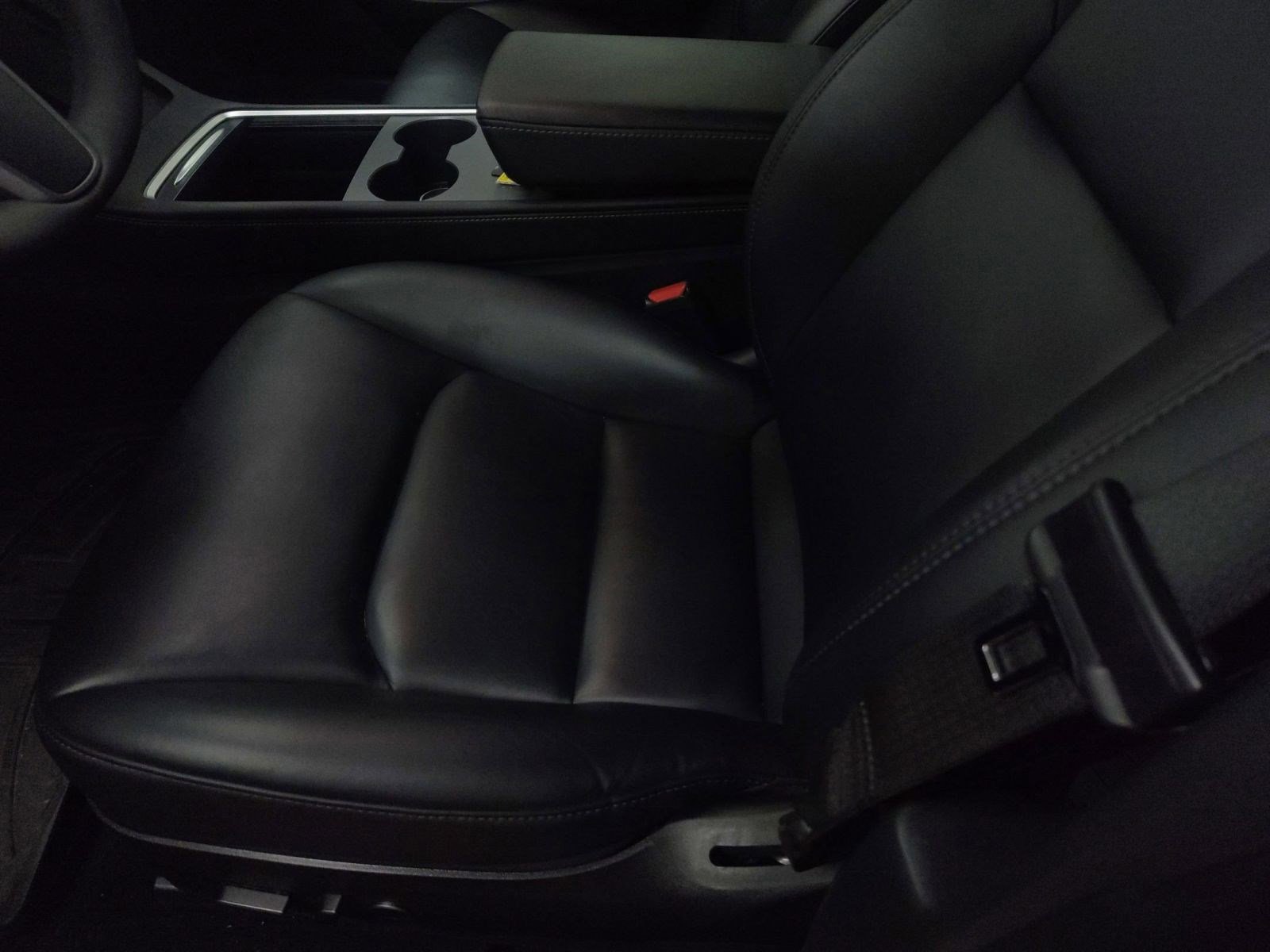 Used 2021 Tesla Model 3 Long Range image 16