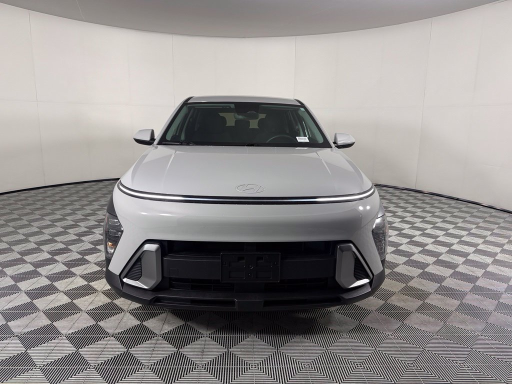 Used 2026 Hyundai Kona SE FWD image 3