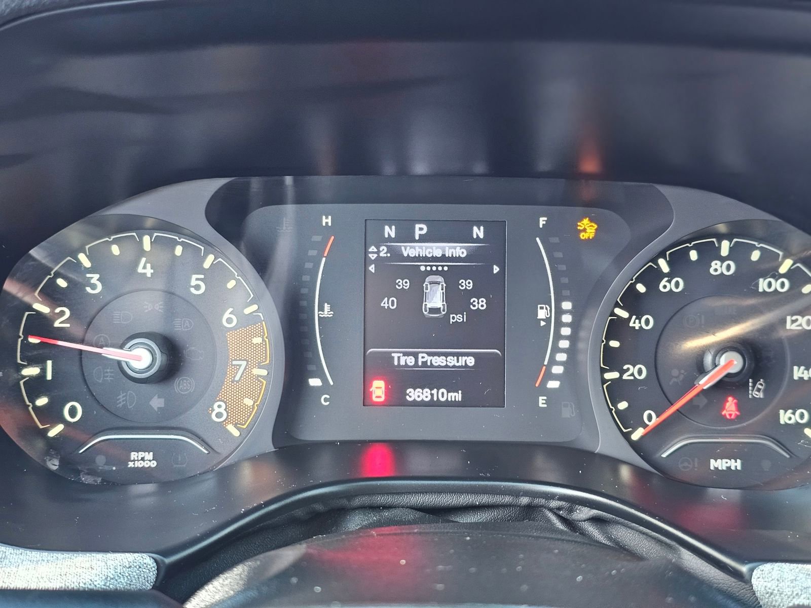 Used 2022 Jeep Compass Latitude AWD/4WD image 11