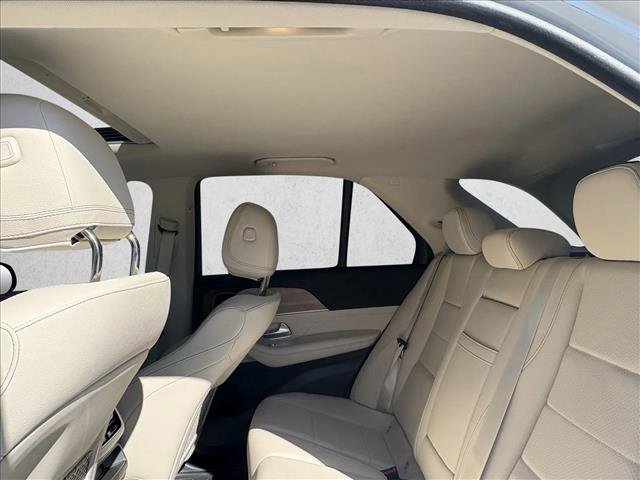 Used 2025 Mercedes-Benz GLE 350 4MATIC image 18