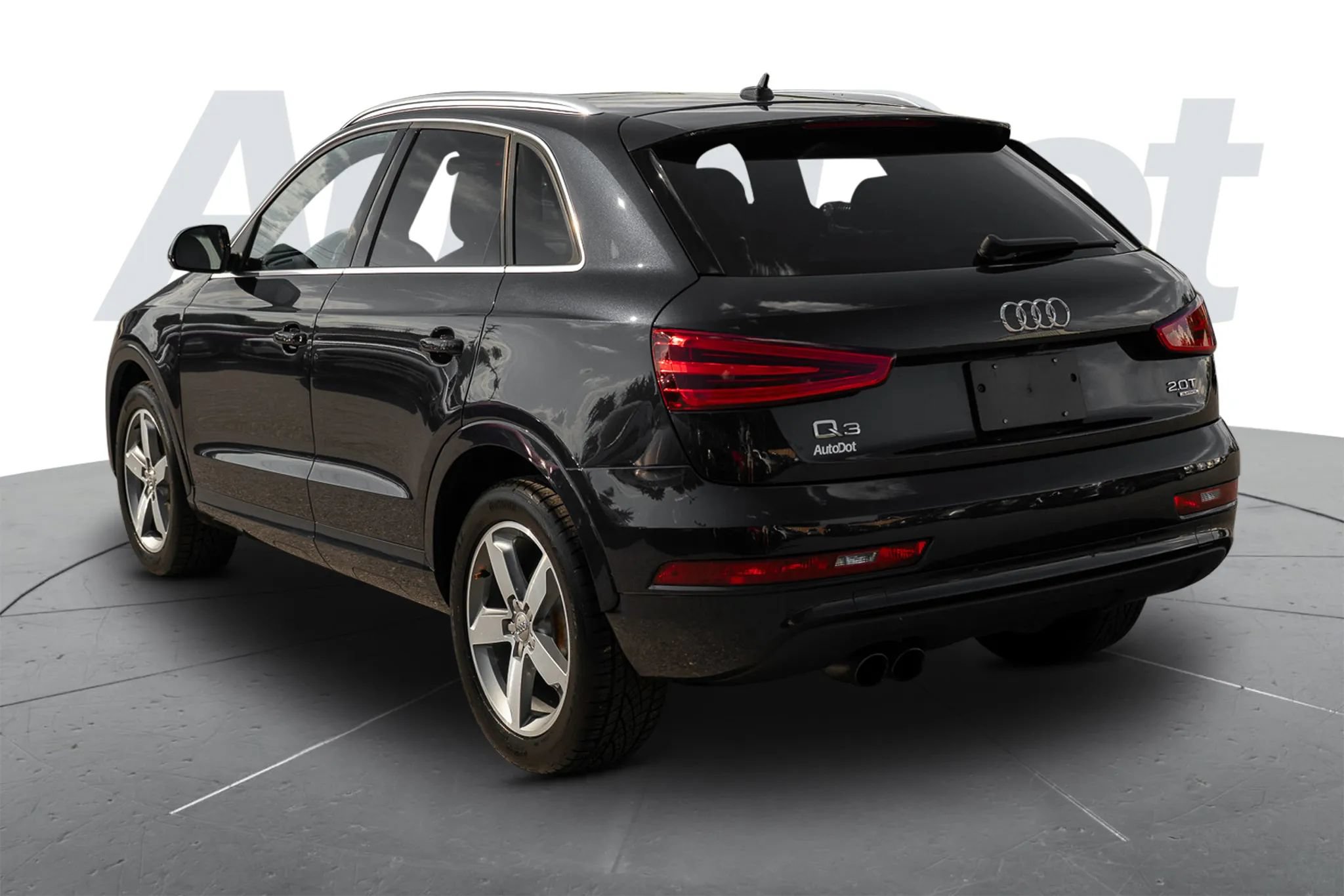 Used 2015 Audi Q3 2.0T Premium Plus w/ Driver Assistance Package AWD/4WD image 2