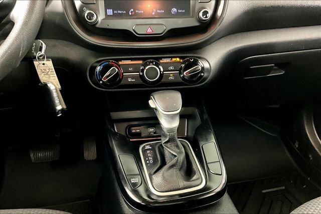Used 2022 Kia Soul LX w/ Technology Package image 8