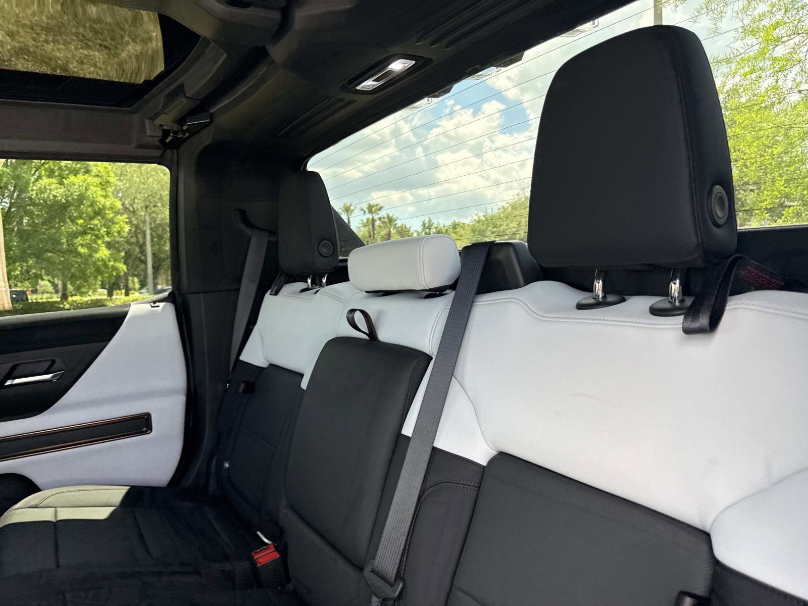Used 2024 GMC Hummer EV 2X AWD/4WD image 14