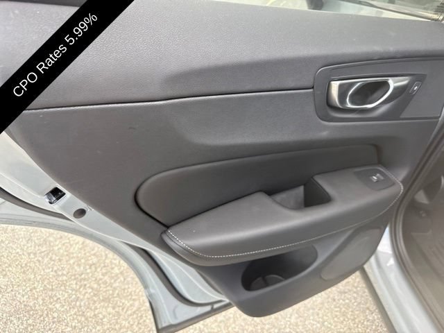Used 2024 Volvo XC60 B5 Ultimate w/ Protection Package Premier AWD/4WD image 17
