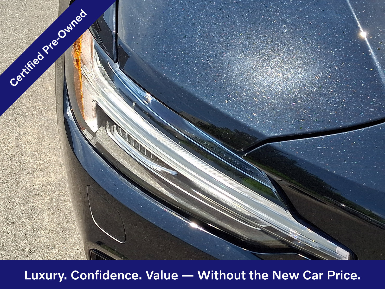 Certified 2025 Volvo S60 B5 Plus AWD/4WD image 10