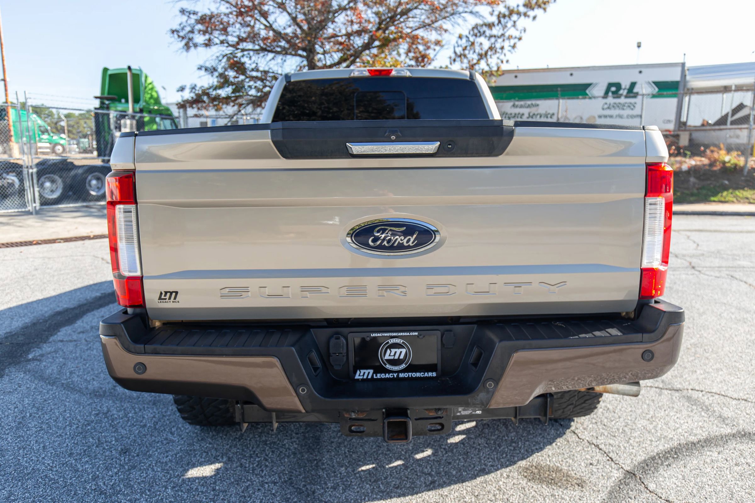 Used 2017 Ford F250 Lariat w/ Chrome Package image 12