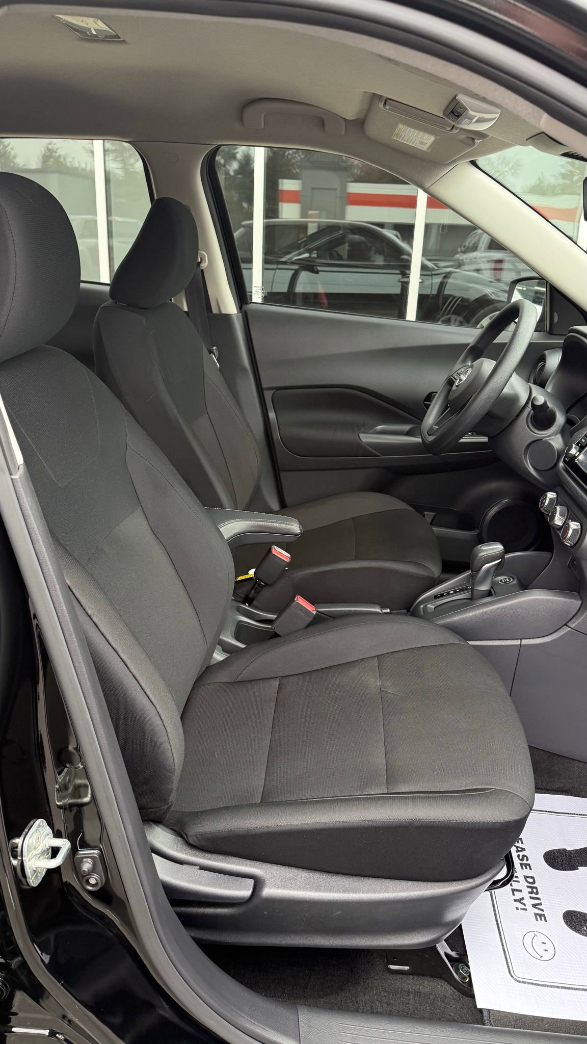 Used 2025 Nissan Kicks Play S image 17