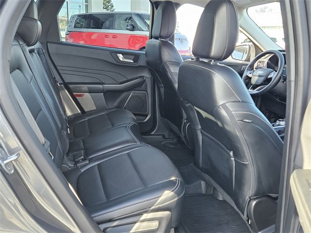 Used 2023 Ford Escape Platinum image 17