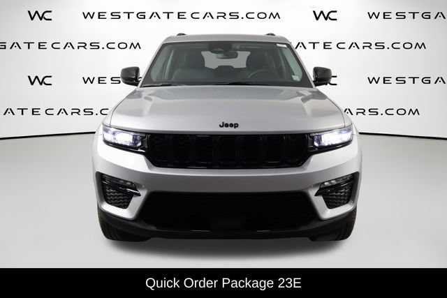 Used 2023 Jeep Grand Cherokee Limited w/ Black Appearance Package RWD image 2