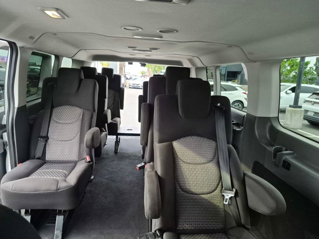 Used 2024 Ford Transit 350 XLT image 23