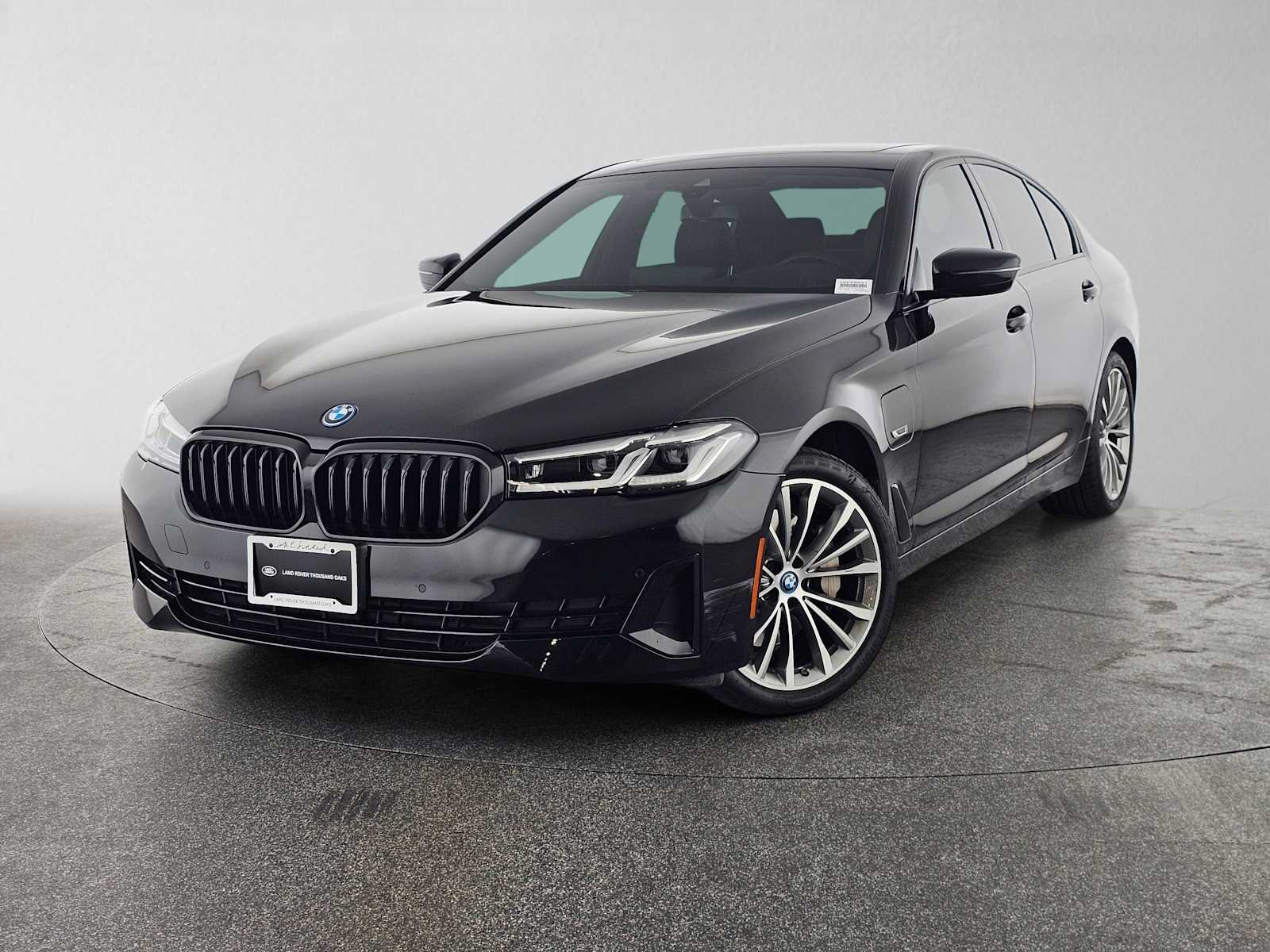 Used 2023 BMW 530e w/ Premium Package RWD image 1