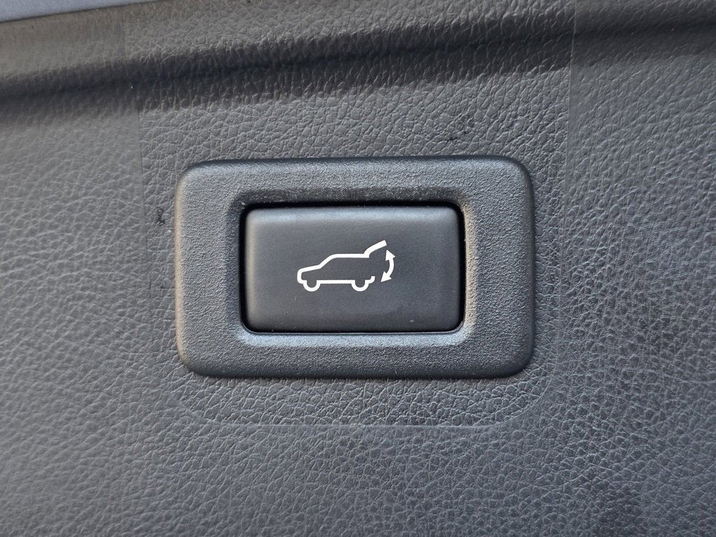 Used 2015 Subaru Outback 2.5i Limited image 15