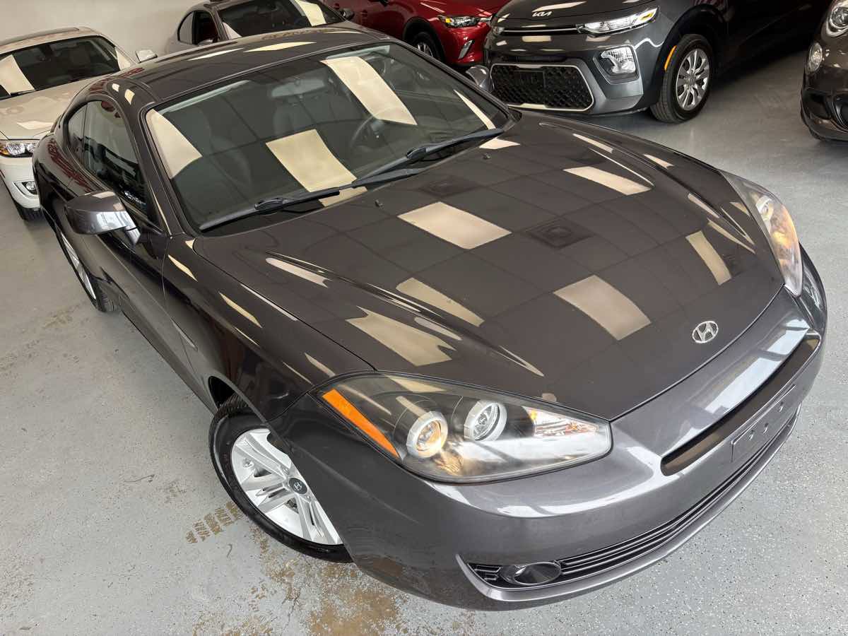 Used 2008 Hyundai Tiburon GS image 7