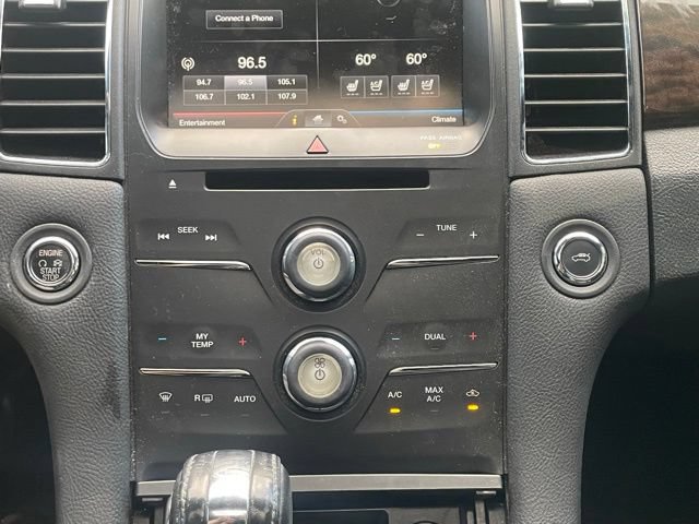 Used 2015 Ford Taurus Limited FWD image 20