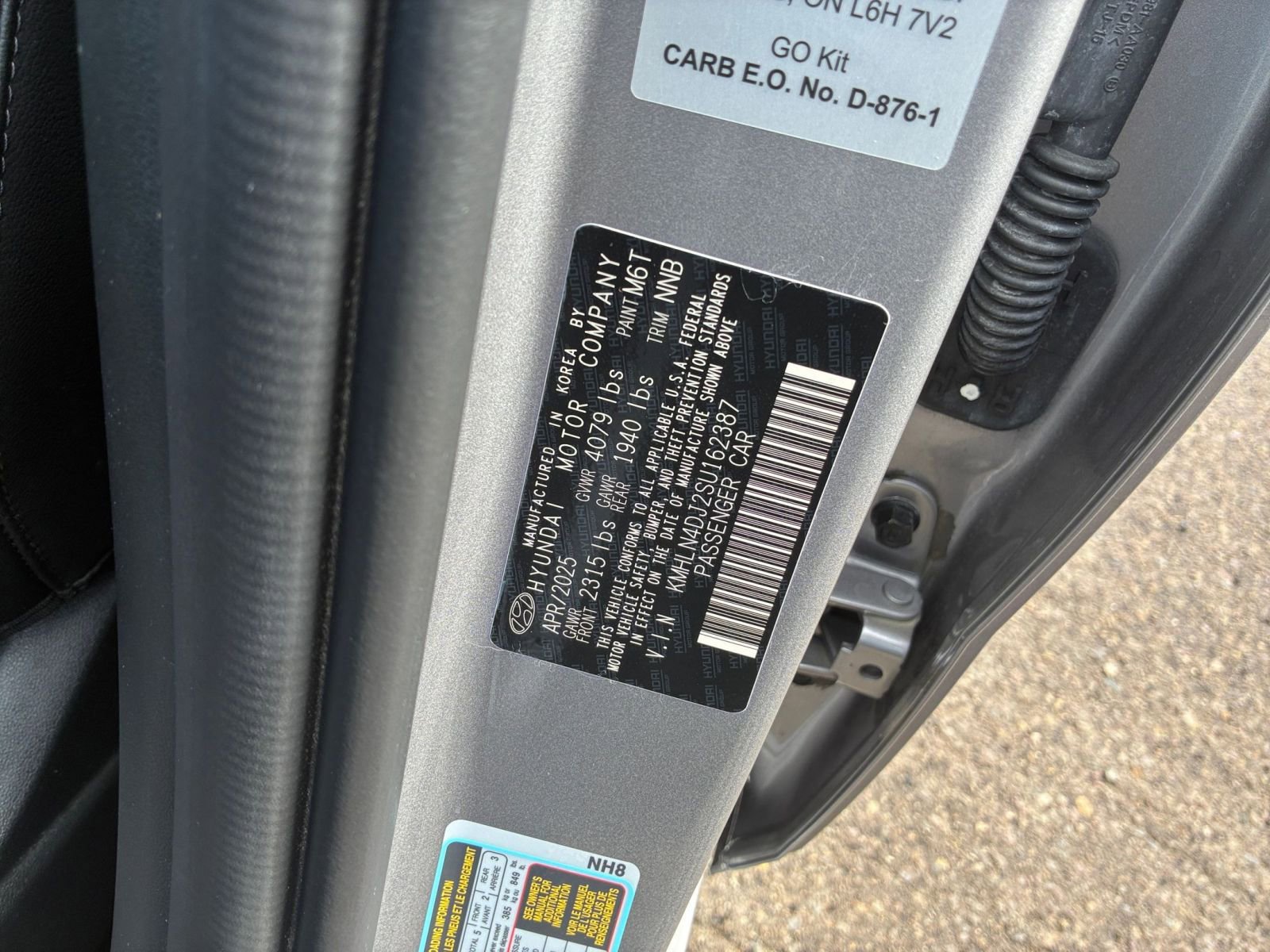 Used 2025 Hyundai Elantra Limited FWD image 31