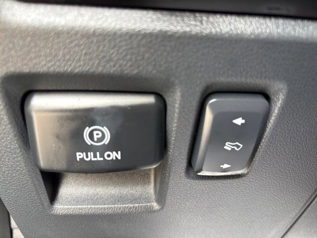 Used 2023 Ford Expedition Limited image 60