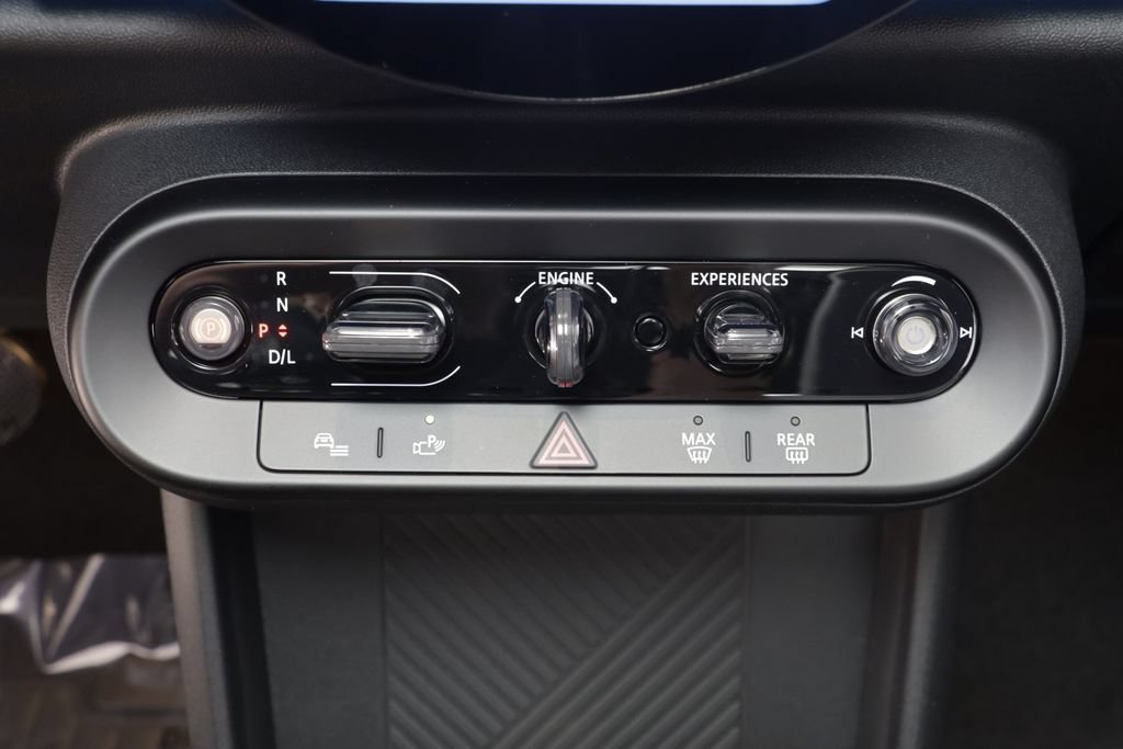 New 2026 MINI Cooper 2-Door Hardtop FWD image 13