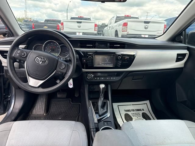 Used 2016 Toyota Corolla LE FWD image 13