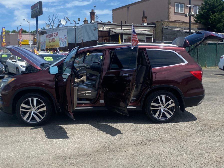 Used 2017 Honda Pilot Elite image 6