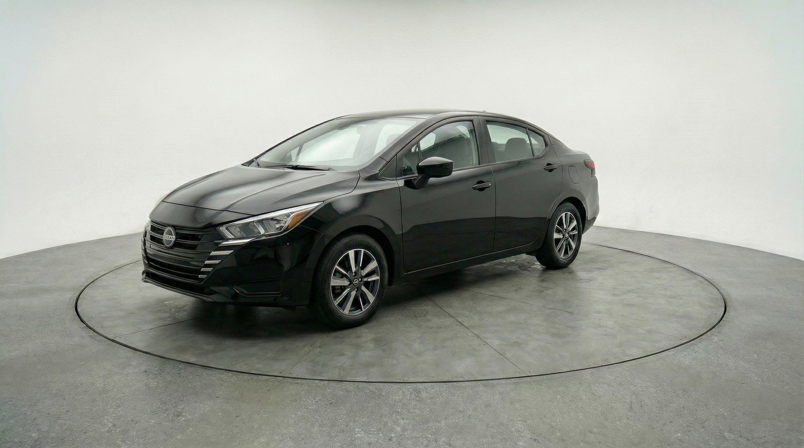 Used 2025 Nissan Versa SV FWD image 3