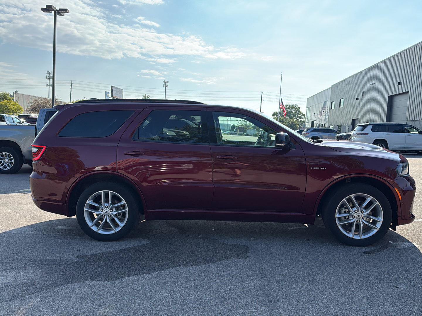 Used 2025 Dodge Durango R/T AWD/4WD image 2