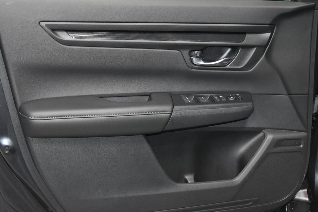 Used 2026 Honda CR-V LX image 4