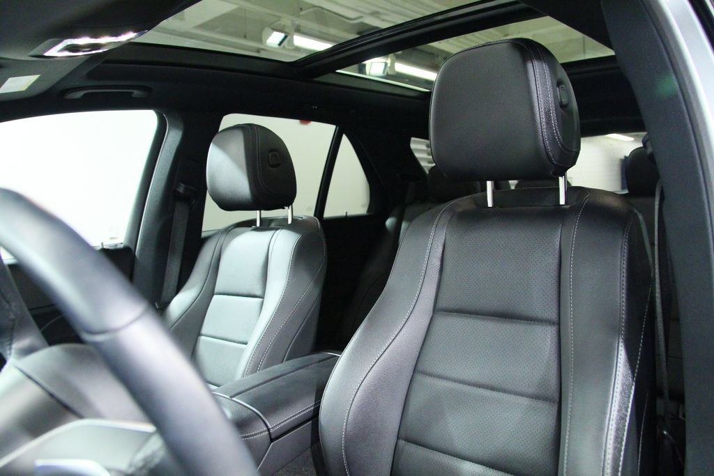 Certified 2025 Mercedes-Benz GLE 450e 4MATIC image 7