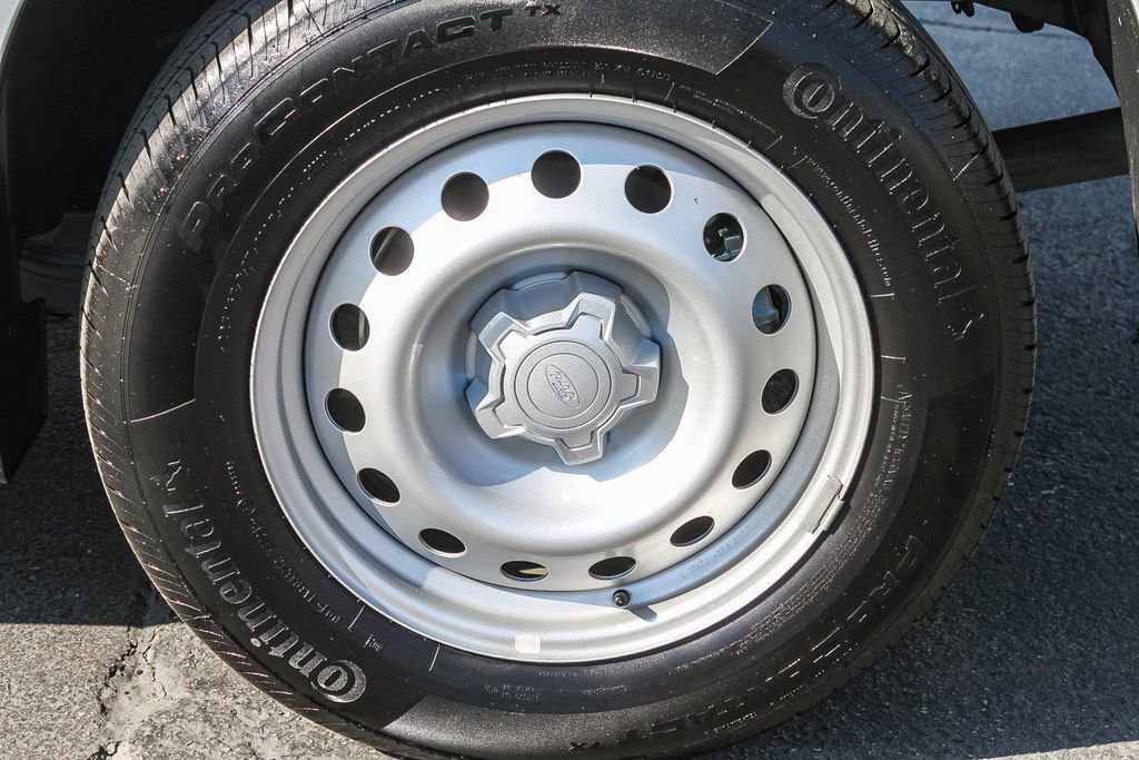 Used 2025 Ford Maverick XL w/ Equipment Group 102A image 13