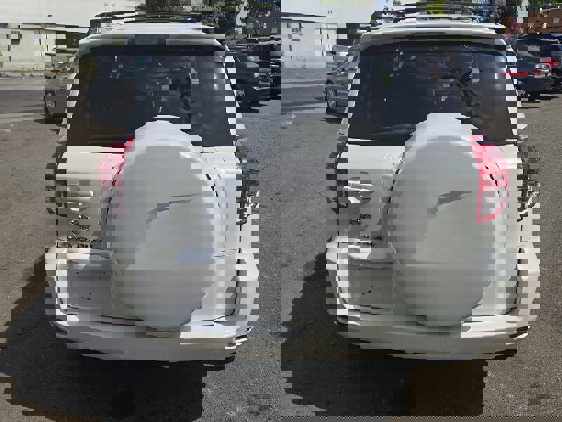 Used 2006 Toyota RAV4 Limited image 4