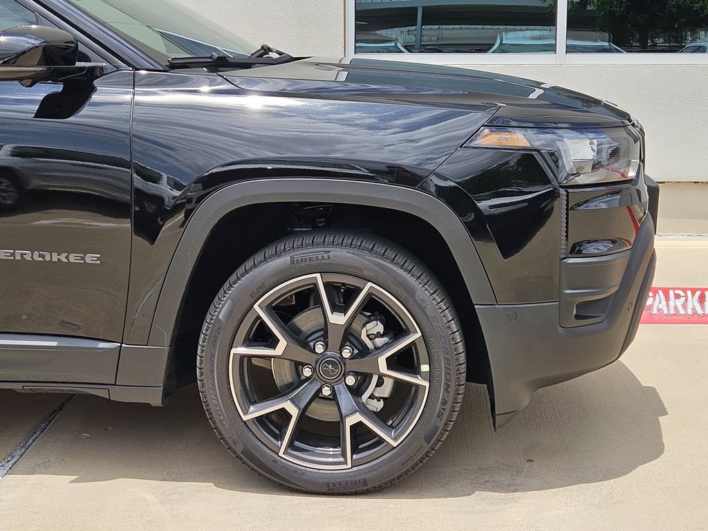 New 2026 Jeep Cherokee Overland w/ Advanced Pro Tech Group AWD/4WD image 6