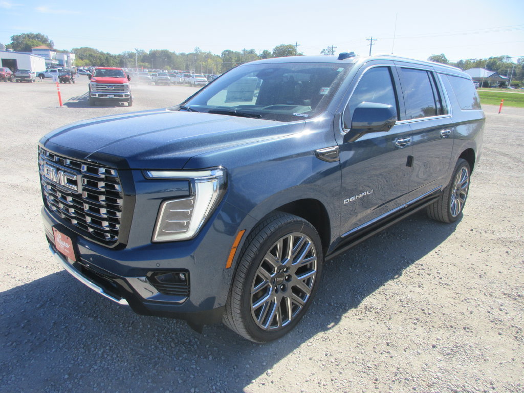 New 2026 GMC Yukon XL Denali Ultimate AWD/4WD image 9