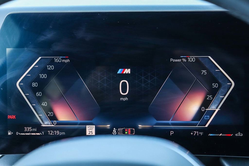 Used 2025 BMW X2 xDrive28i w/ M Sport Package image 22