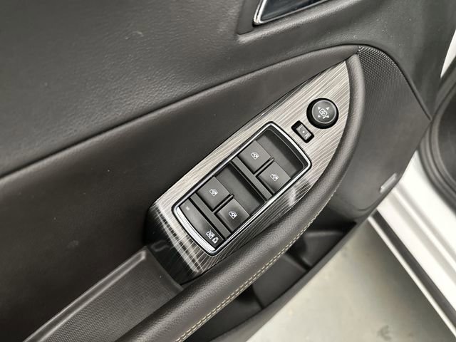 Used 2017 Chevrolet Impala LT w/ Leather Package image 19