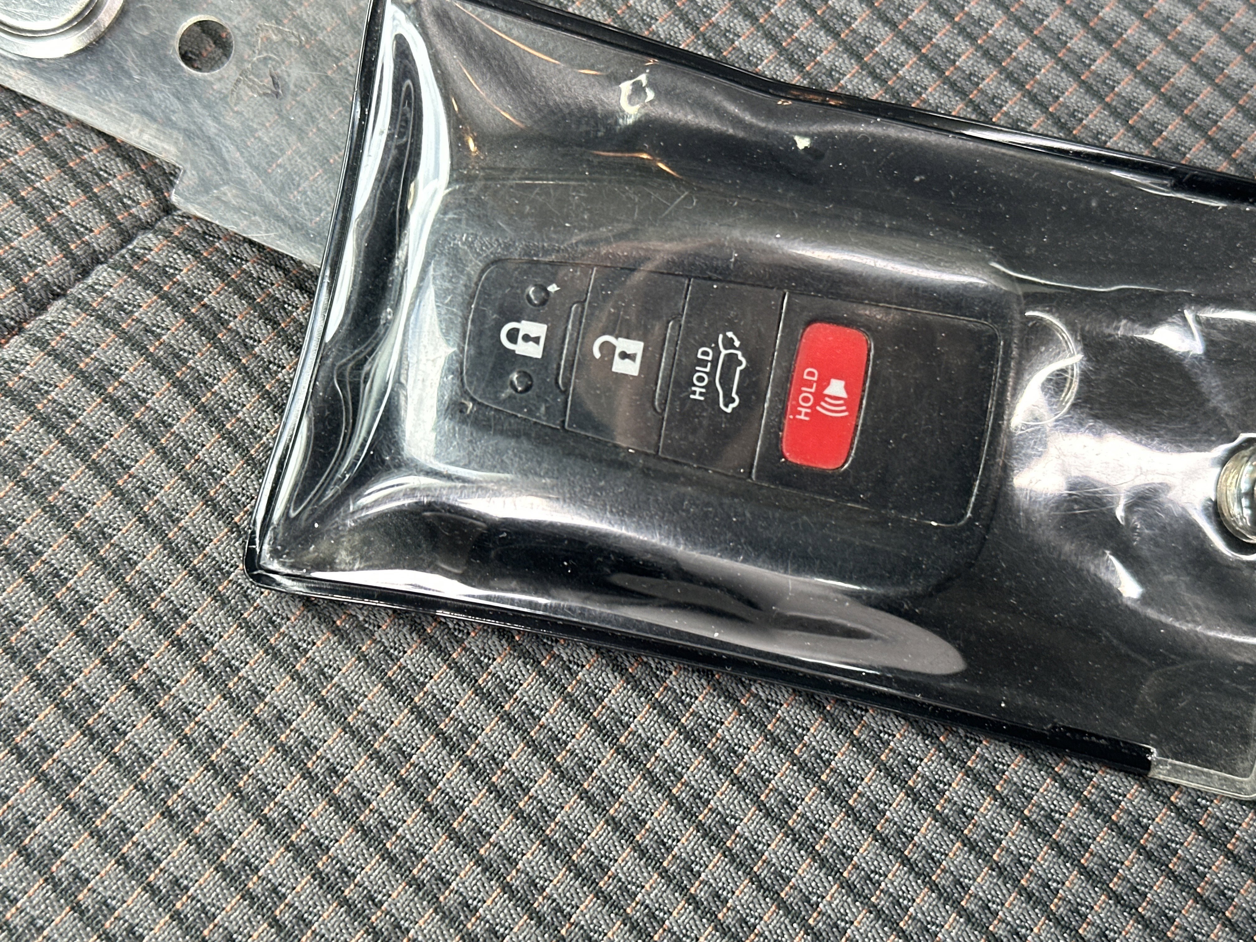 Used 2021 Toyota Highlander LE image 33