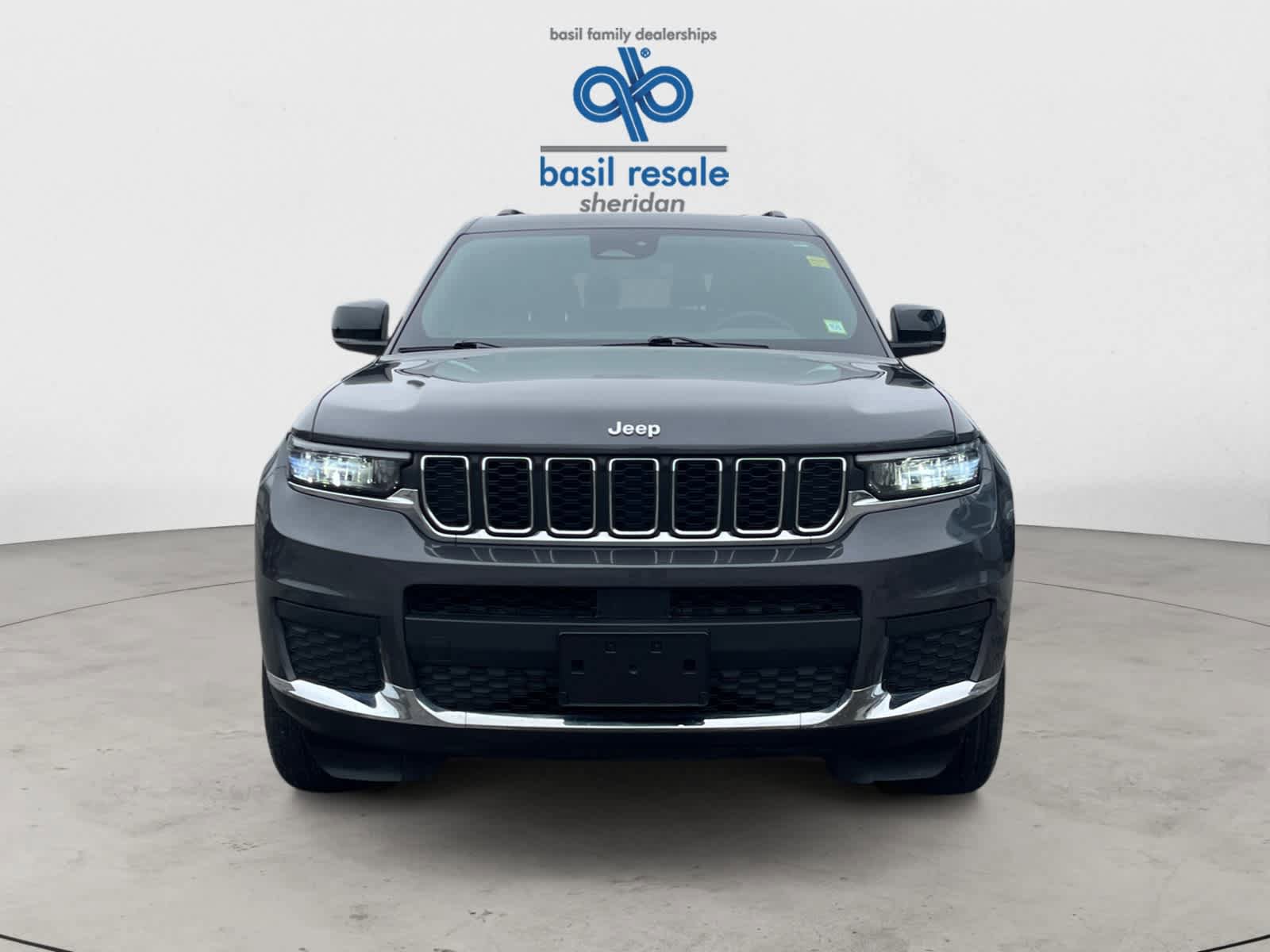 Used 2024 Jeep Grand Cherokee L Laredo w/ Luxury Tech Group I AWD/4WD image 8