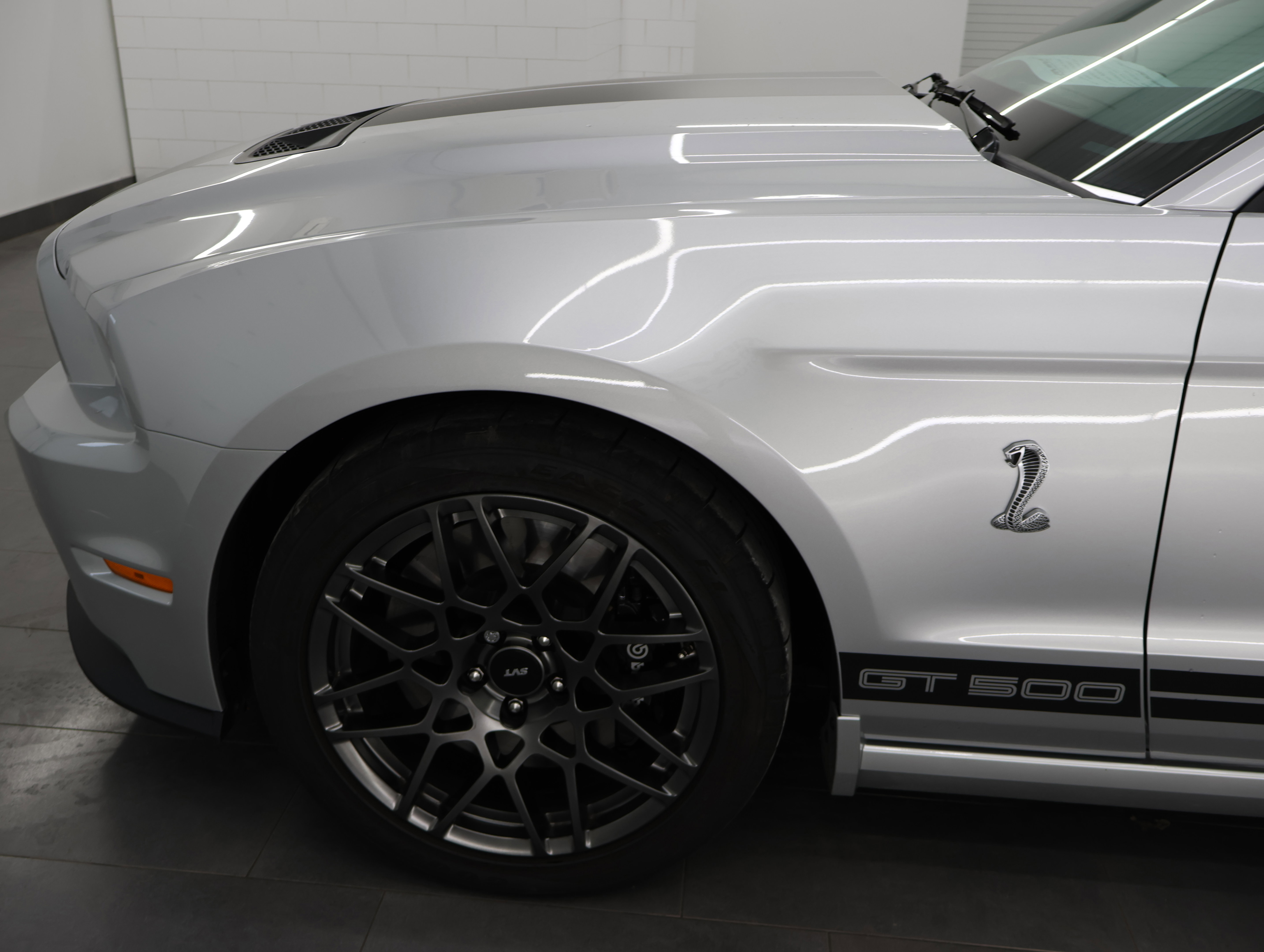 Used 2014 Ford Mustang Shelby GT500 w/ Equipment Group 821A RWD image 37