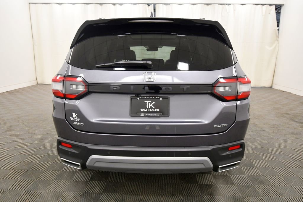Certified 2025 Honda Pilot Elite image 6