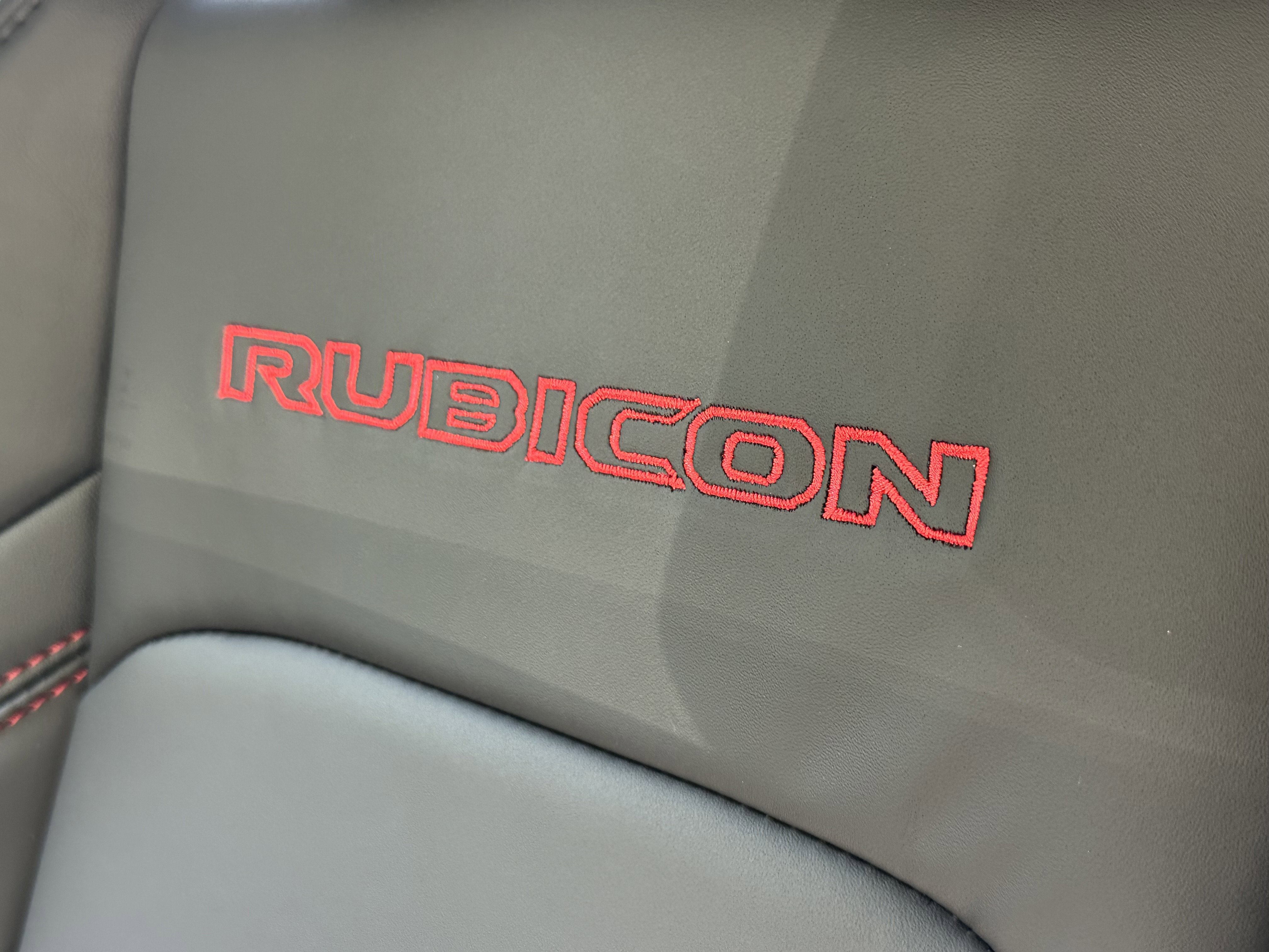 New 2025 Jeep Wrangler Unlimited Rubicon image 9