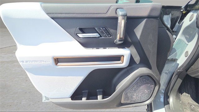 New 2025 GMC Hummer EV 2X image 24
