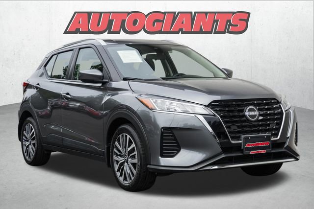 Used 2023 Nissan Kicks SV
