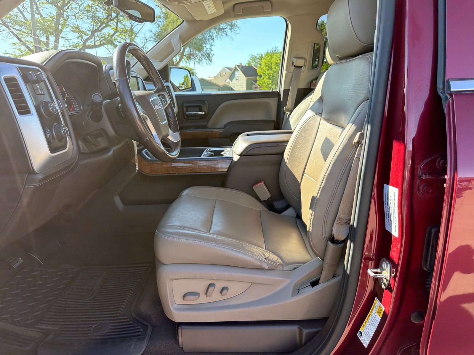 Used 2014 GMC Sierra 1500 SLT w/ SLT Crew Cab Value Package AWD/4WD image 14
