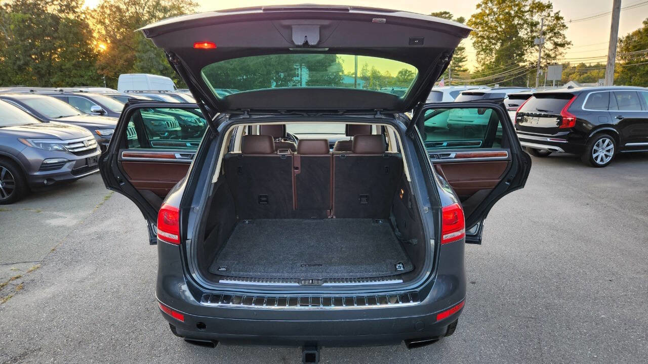 Used 2012 Volkswagen Touareg Executive image 37