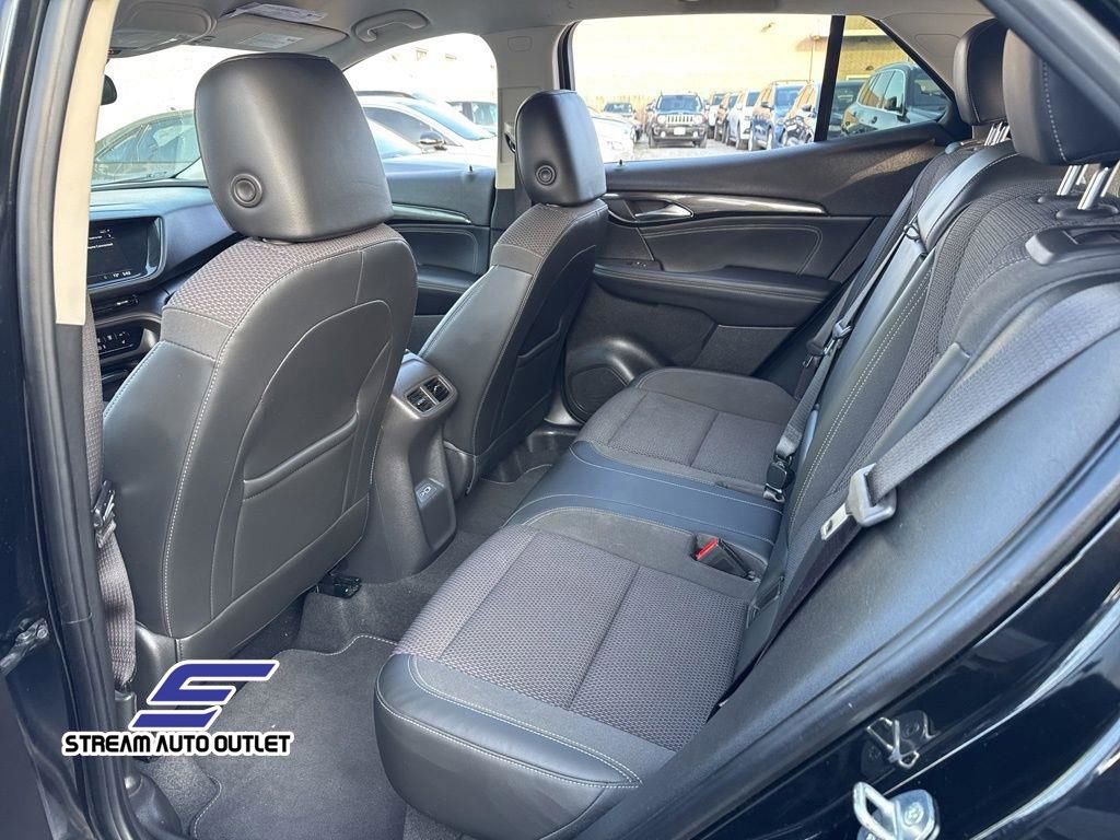 Used 2022 Buick Envision Preferred image 29