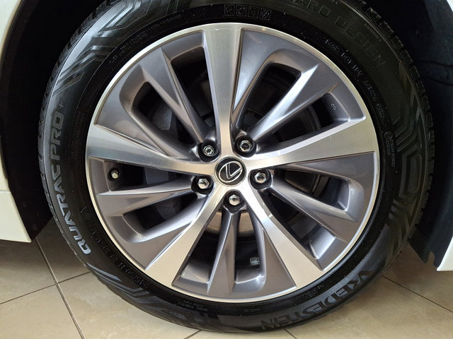 Used 2020 Lexus LS 500h AWD w/ Luxury Package image 7